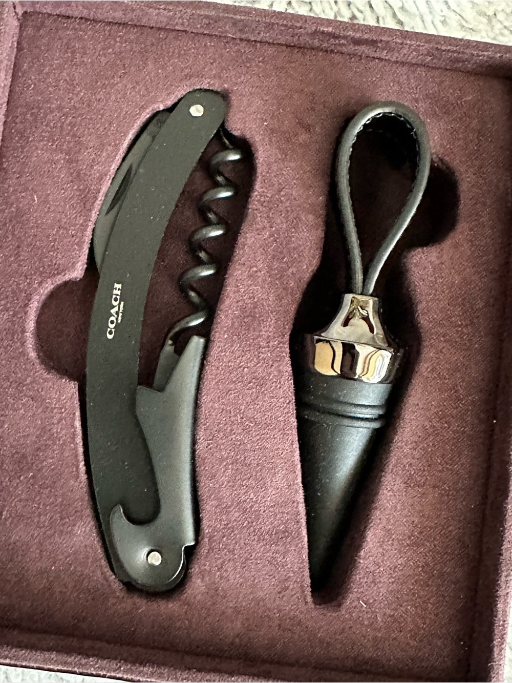 Coach Wine Stopper Set